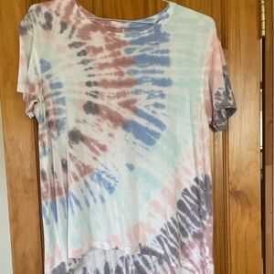 A&E Tie Dye Top!